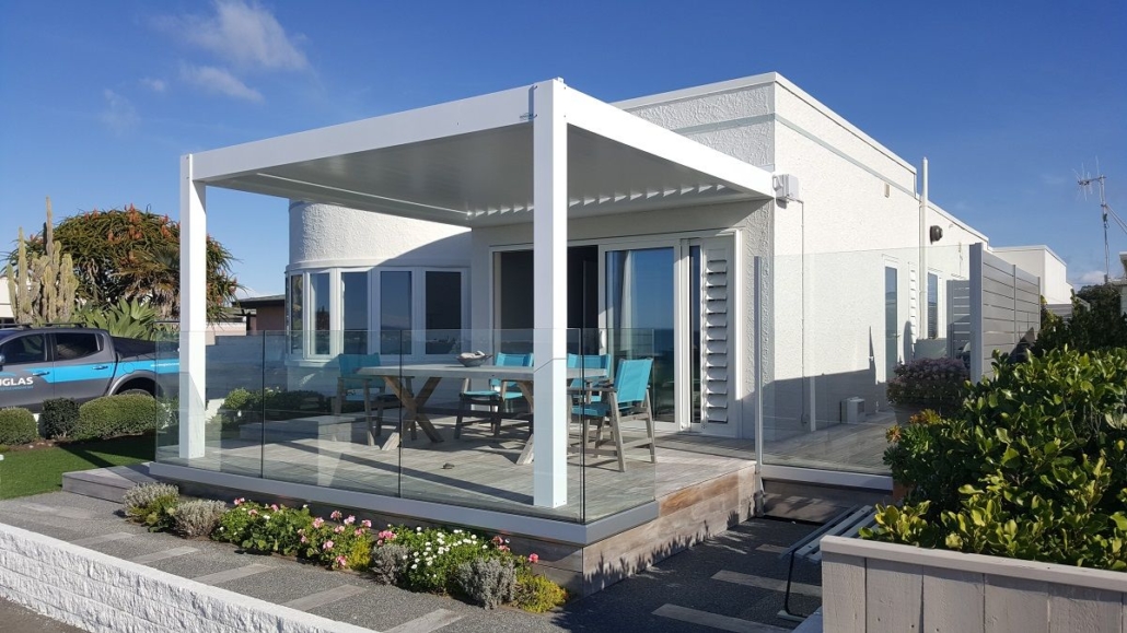 Art Deco home with Louvre Roof on the Westshore Esplanade Hawkes Bay