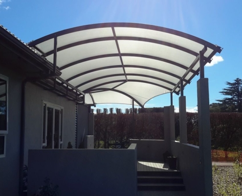 Award winning Alitex curved canopy install by Douglas Hawkes Bay