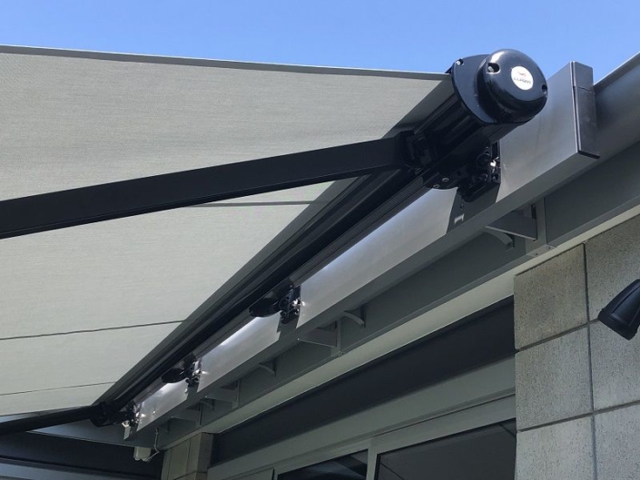 Award winning Llaza cassette awning installation by Douglas