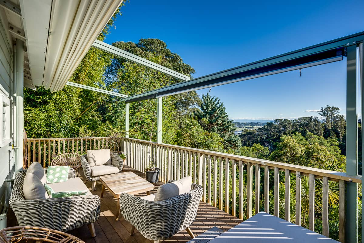 Retractable Pergola Roof fully open, on Napier Hill NZ