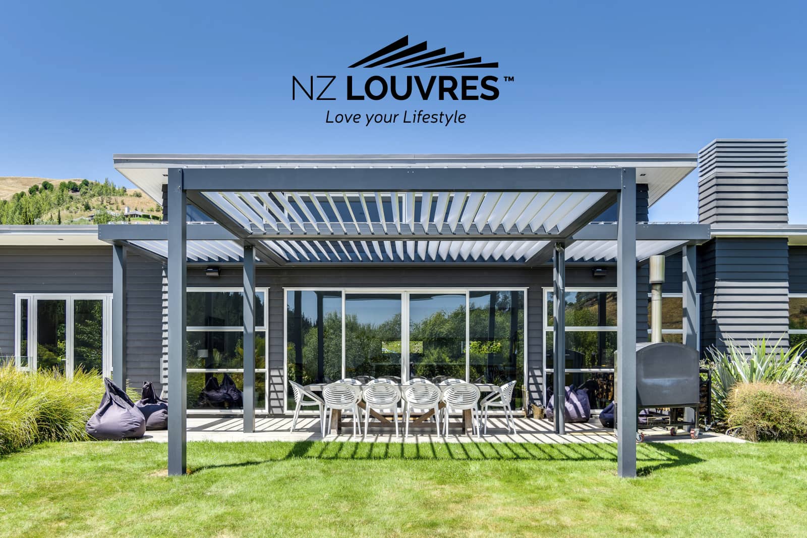 A NZ Louvres roof installation by Douglas at Black Barn Cottages Hawkes Bay